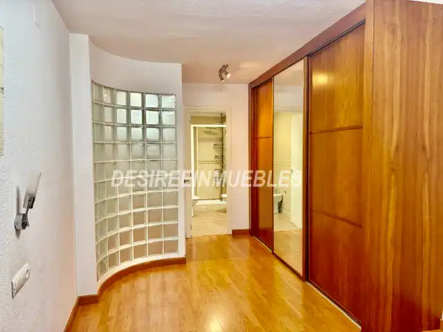 Habitación de Piso en venta en Valencia con Aire acondicionado, Calefacción y Parquet