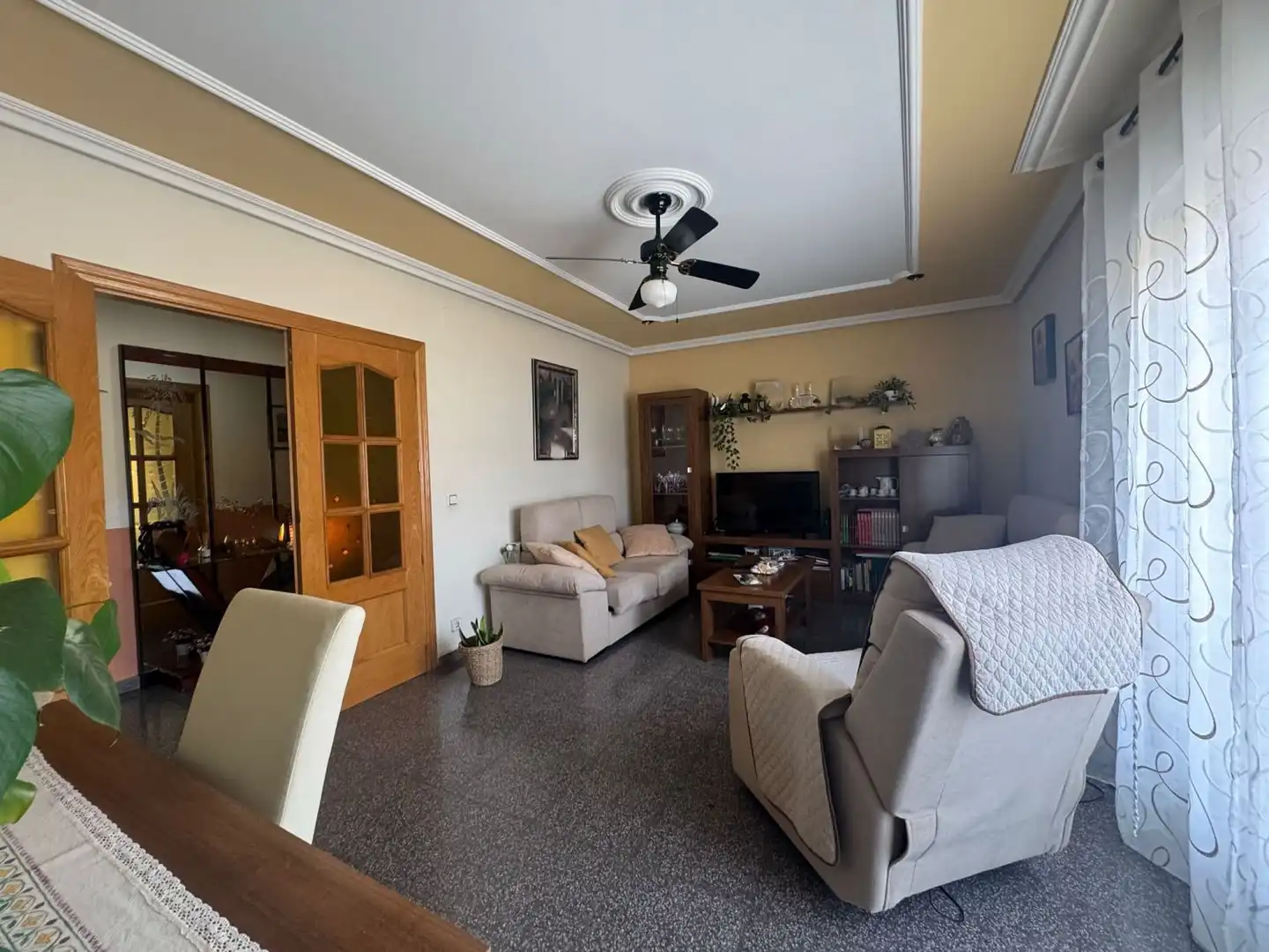 House with terrace for sale in Valdepeñas
