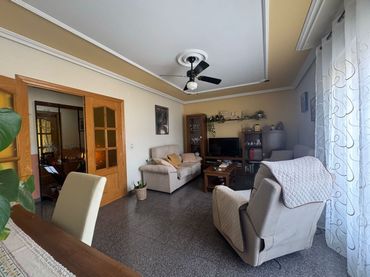 Haus mit Balkon zum Verkauf in Valdepeñas