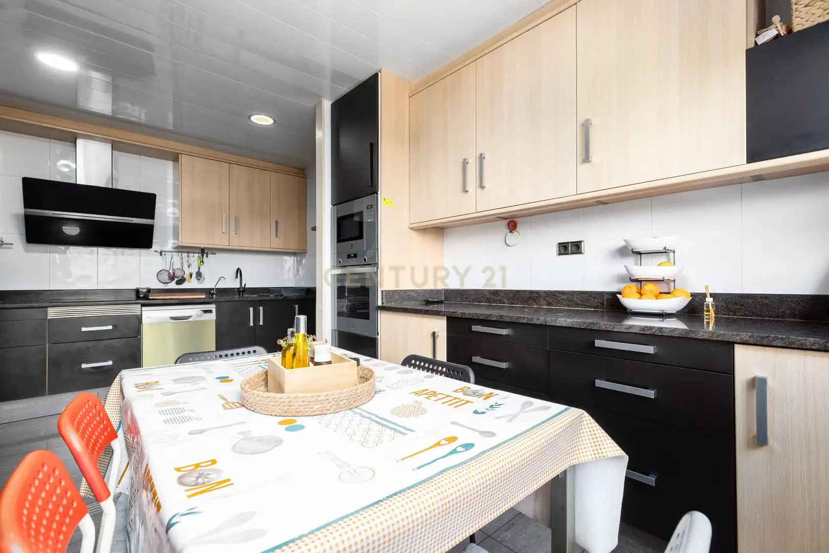 Cocina de Casa o chalet en venta en Palafolls con Aire acondicionado, Jardín privado y Piscina