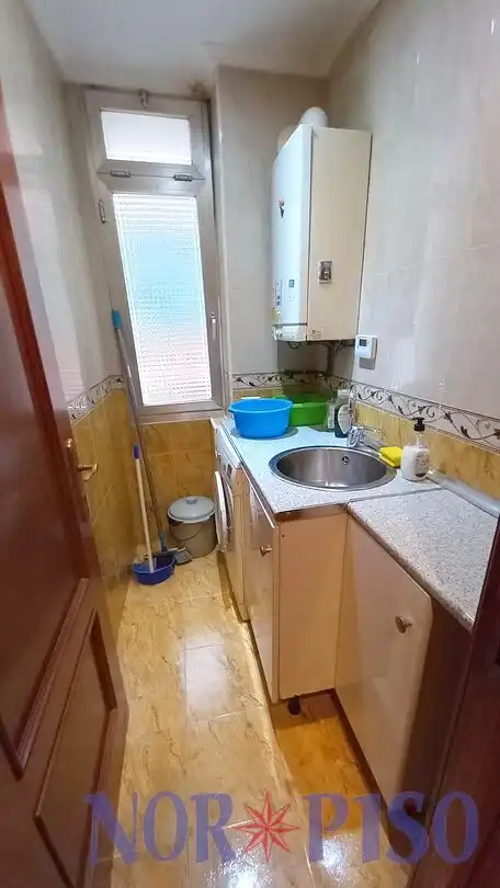 Küche von Wohnung zum Verkauf in Bilbao  mit Heizung und Balkon