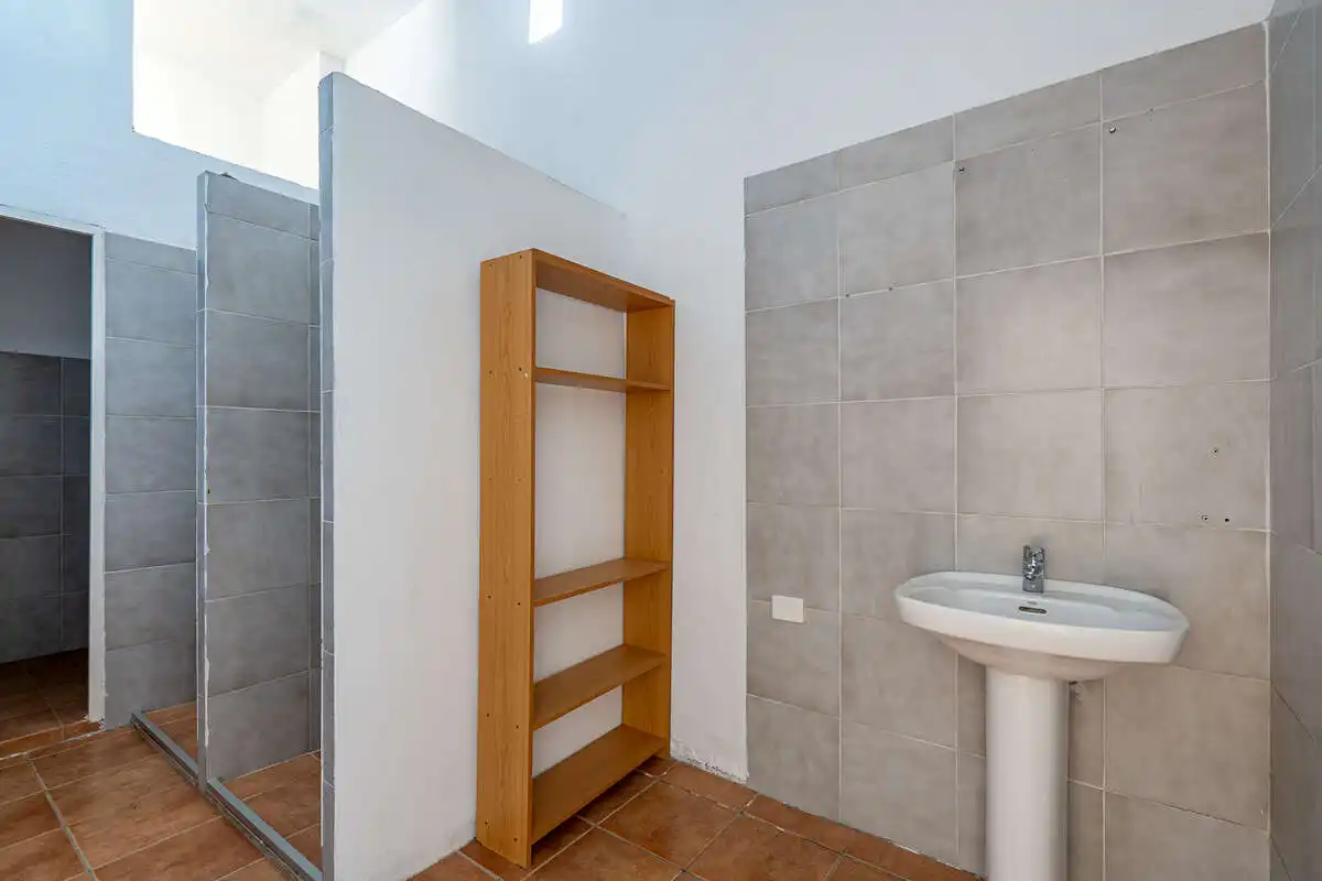 Baño de Local en venta en Tías con Terraza