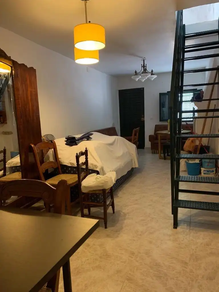 Dormitori de Casa o xalet en venda en Sierro amb Terrassa i Traster