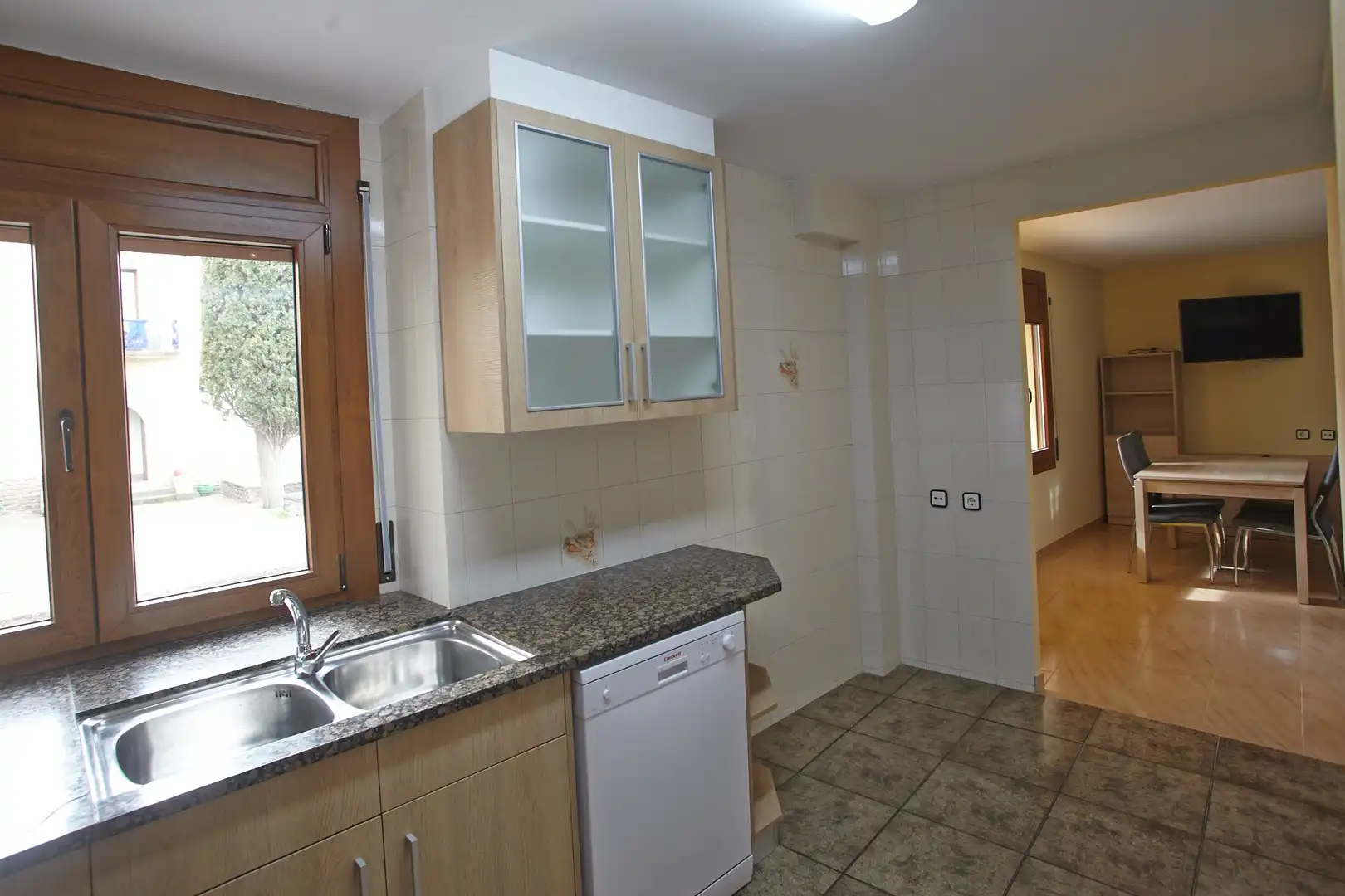 Cocina de Casa o chalet en venta en L'Esquirol con Calefacción, Jardín privado y Terraza