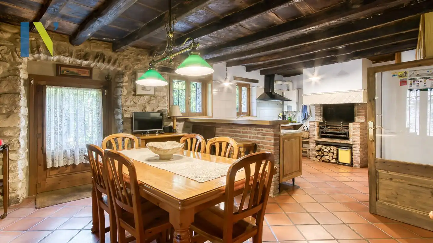 Cocina de Finca rústica en venta en Osor con Jardín privado y Terraza