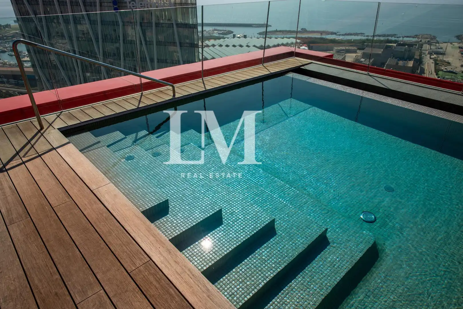 Swimming pool of Apartments for rent in Barcelona  with Air Conditioner, Private garden and Terrace