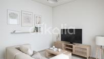 Living room of Flat for sale in  Barcelona Capital  with Air Conditioner, Heating and Terrace