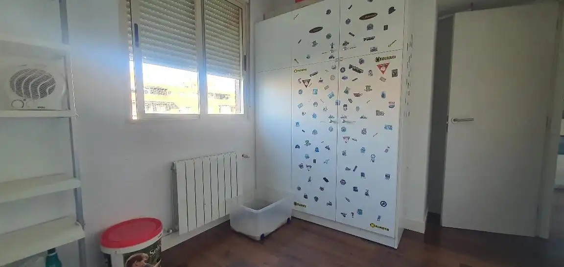 Habitación de Ático en venta en Hellín con Aire acondicionado, Jardín privado y Terraza