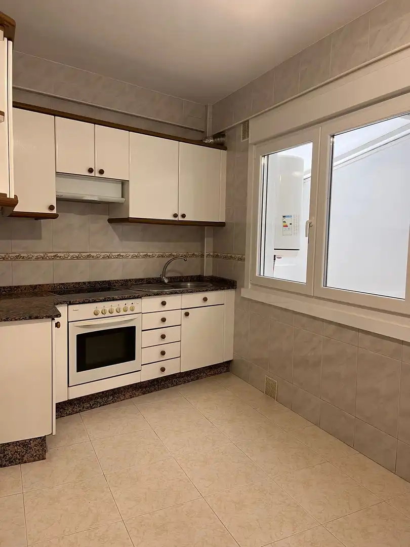 Küche von Wohnung zum Verkauf in Arteixo mit Heizung