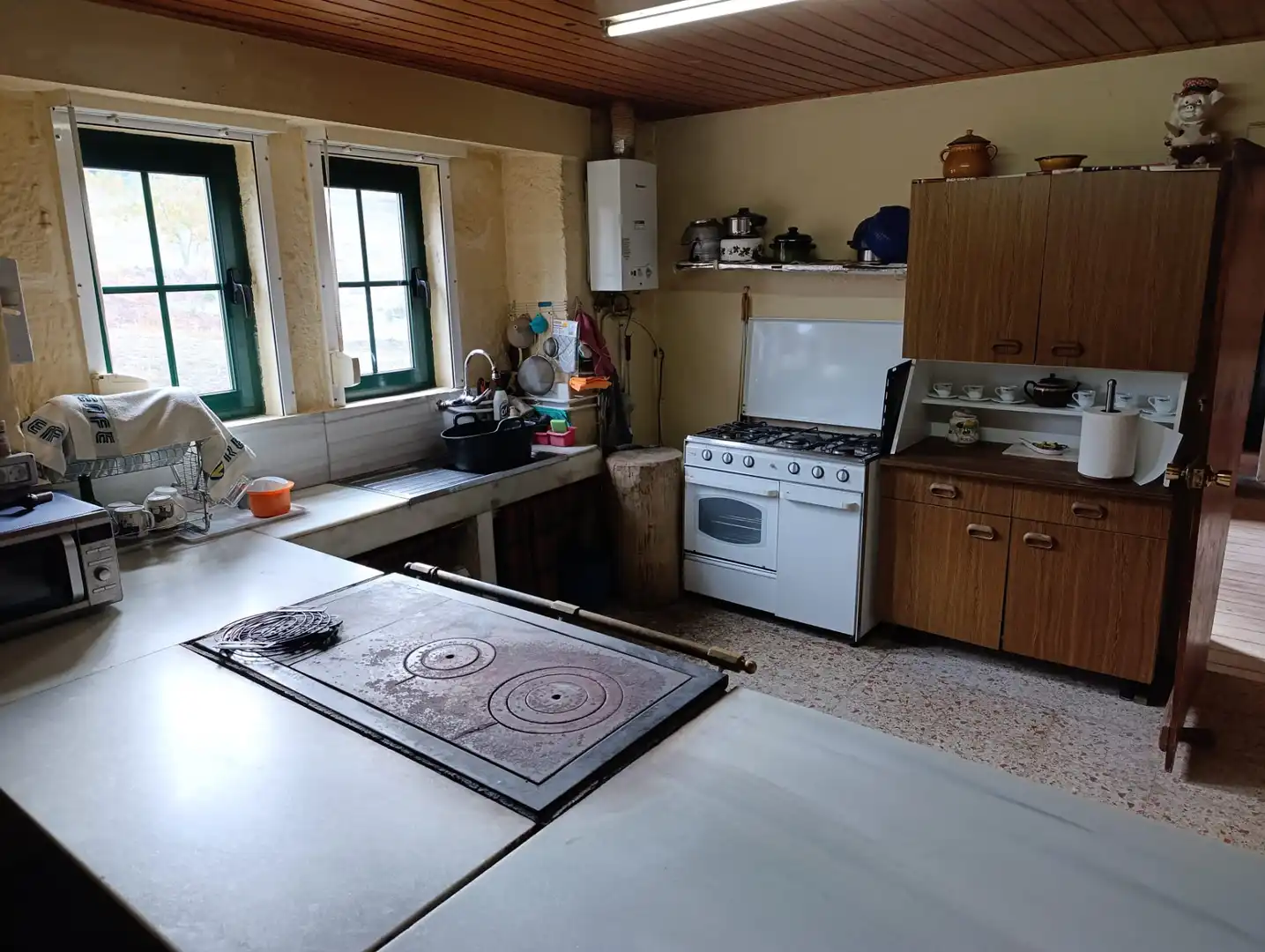 Cuina de Casa o xalet en venda en Taboada amb Jardí privat, Terrassa i Traster