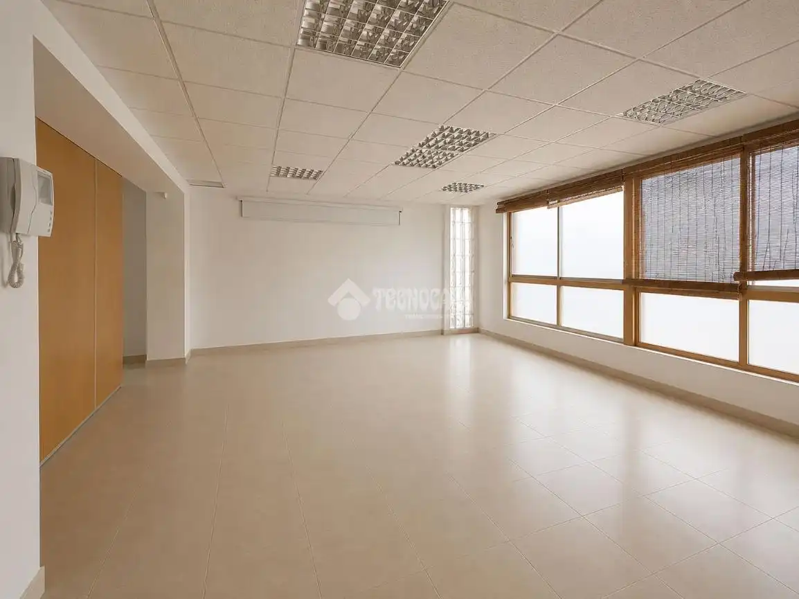 Office for sale in Tarragona