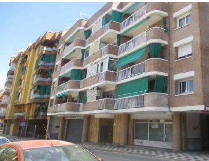 Garaje en Venta en Av Mare de Deu de Montserrat en Montornès del Vallès