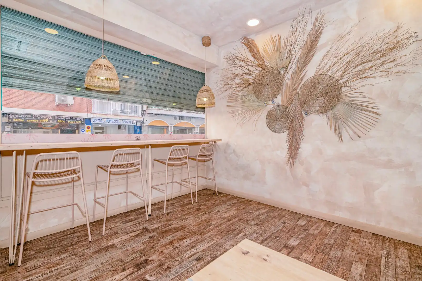 Comedor de Local en venta en Granada con Aire acondicionado y Amueblado
