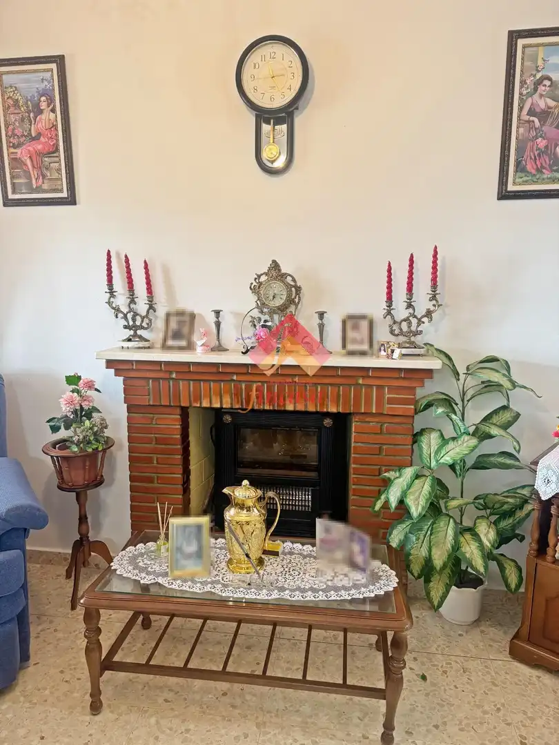Sala de estar de Finca rústica en venta en Arriate con Calefacción y Jardín privado