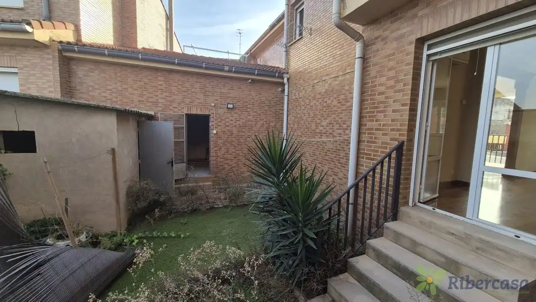 Garden of Houses for sale in Fustiñana  with Air Conditioner, Heating and Private garden
