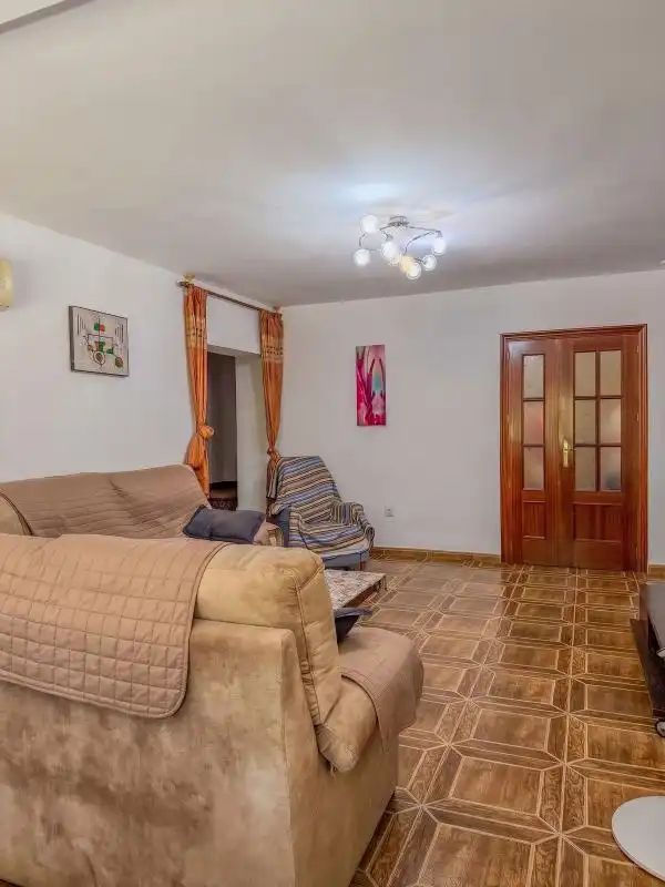 Casa amb terrassa en venda a Las Cabezas de San Juan, imagen 5