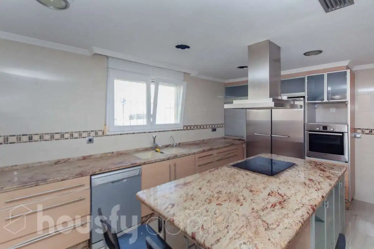 Cocina de Casa o chalet en venta en Miramar con Aire acondicionado y Terraza