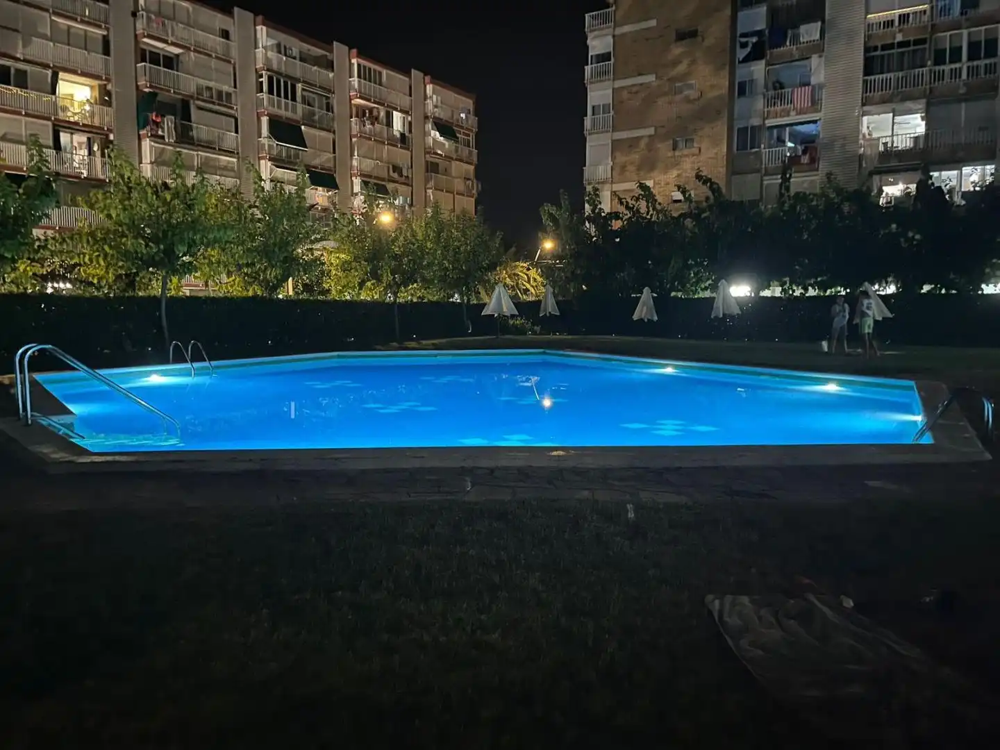 Apartment with lift for sale in joaquim serra 10