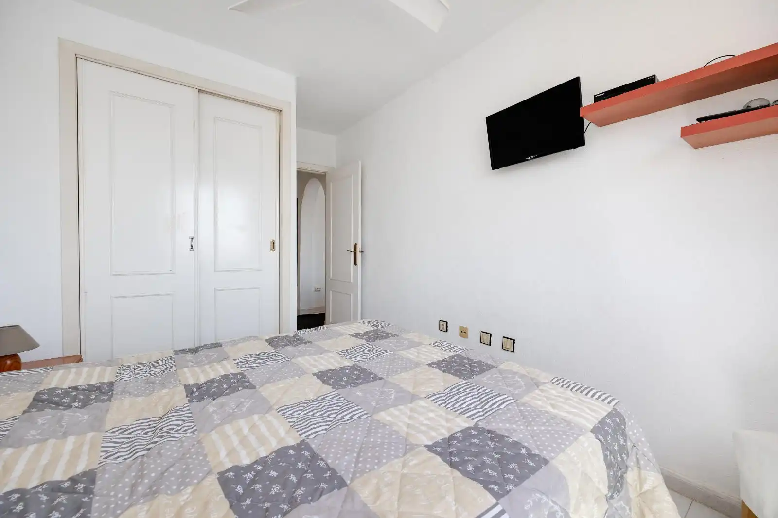 Dormitori de Àtic en venda en Torrevieja amb Aire condicionat, Terrassa i Piscina