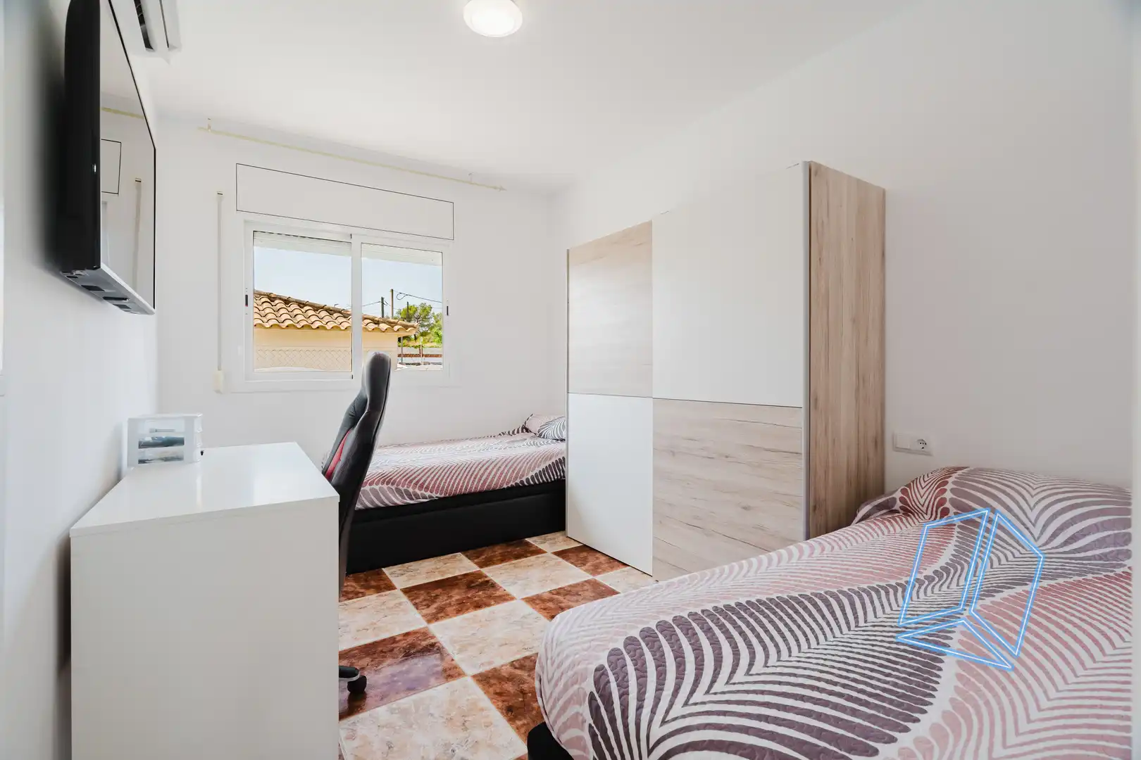 Habitación de Casa o chalet en venta en Canyelles con Piscina y Balcón