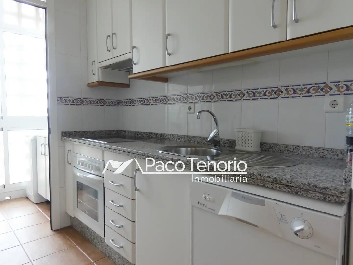 Cocina de Piso de alquiler en La Antilla con Terraza, Amueblado y Horno