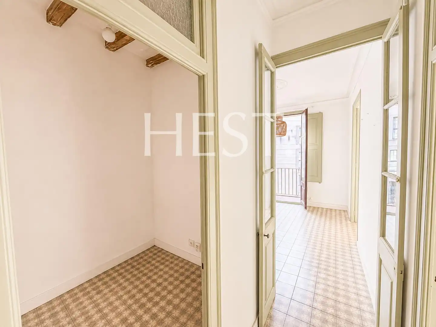 Piso en venta en Barcelona con Balcón