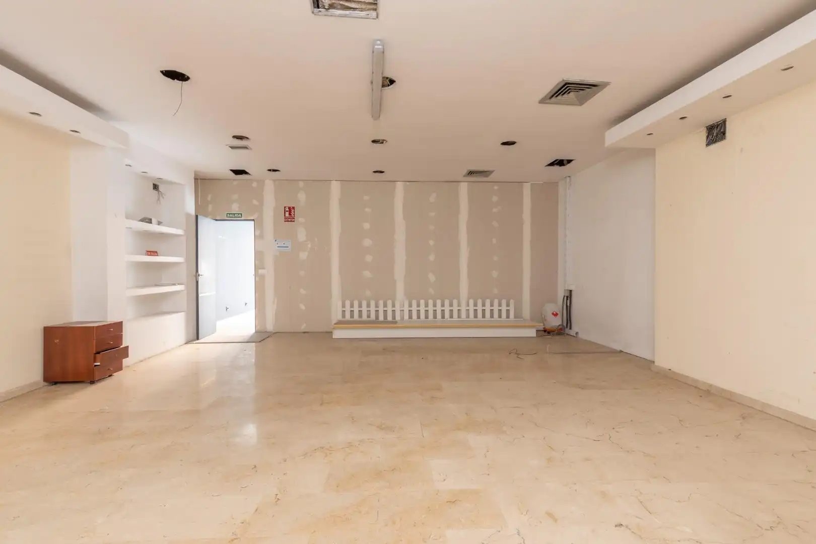 Business premises for sale in Calle Doctor Fermín Garrido 8, imagen 12