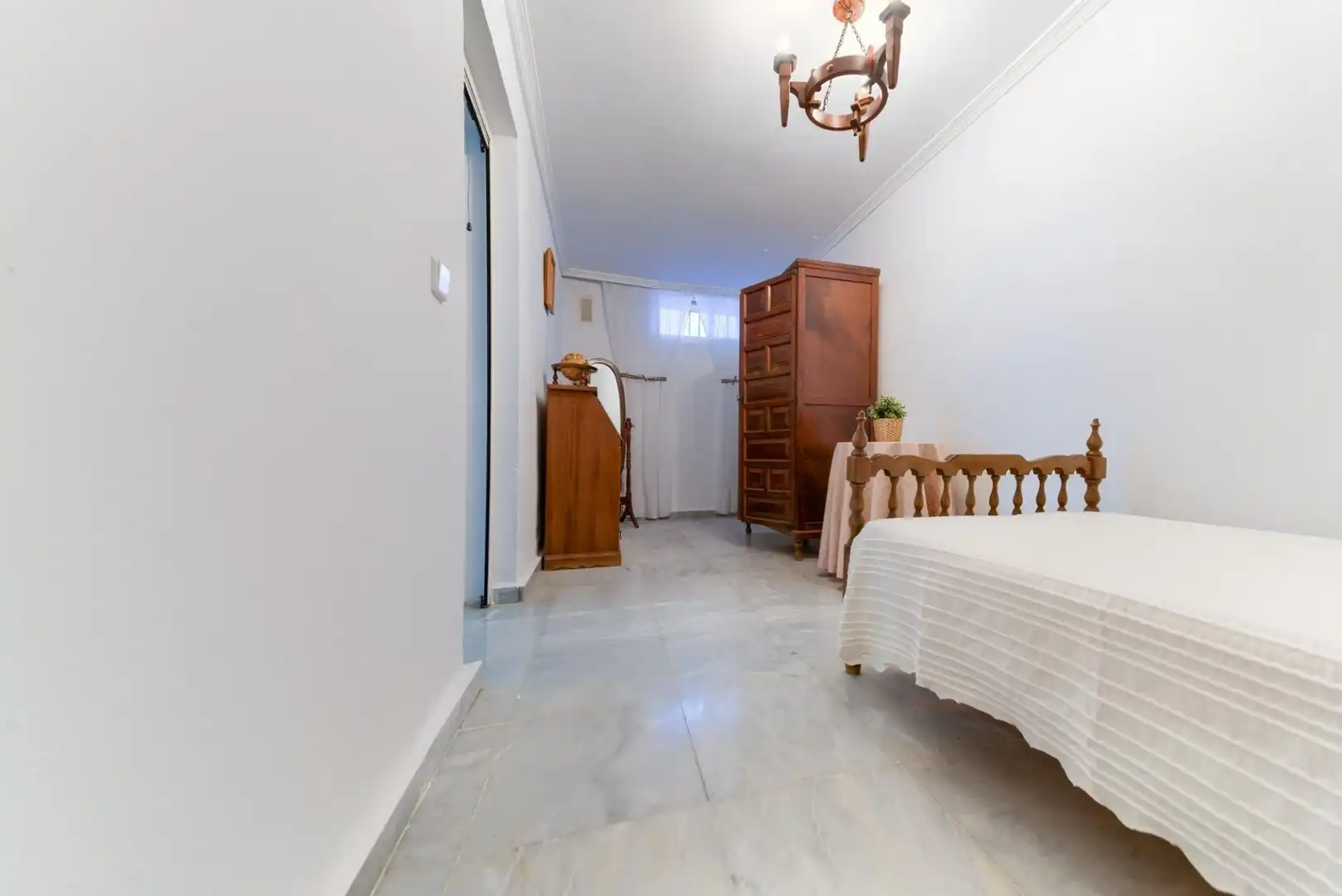 Bedroom of Houses for sale in Espartinas  with Air Conditioner, Private garden and Terrace