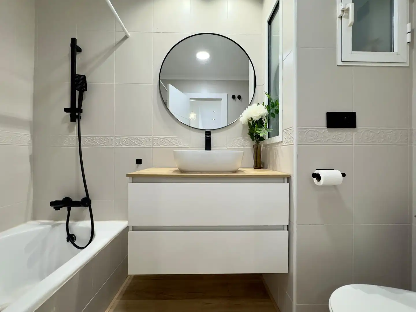 Baño de Piso en venta en Aspe con Calefacción, Jardín privado y Terraza