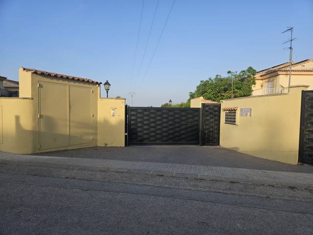 Casa adosada en Venta en Calle Francisco Lozano, 3 en La Loma - Las Lomas