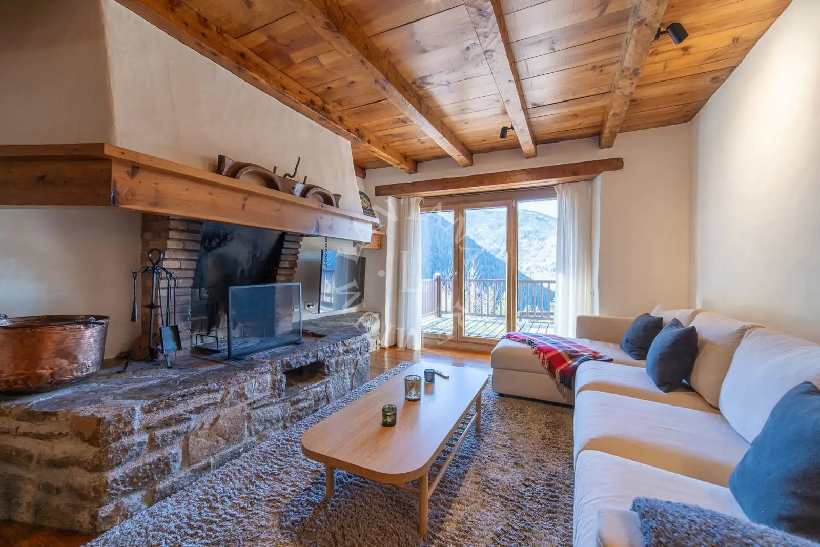 Sala de estar de Casa o chalet en venta en Naut Aran con Calefacción, Parquet y Terraza