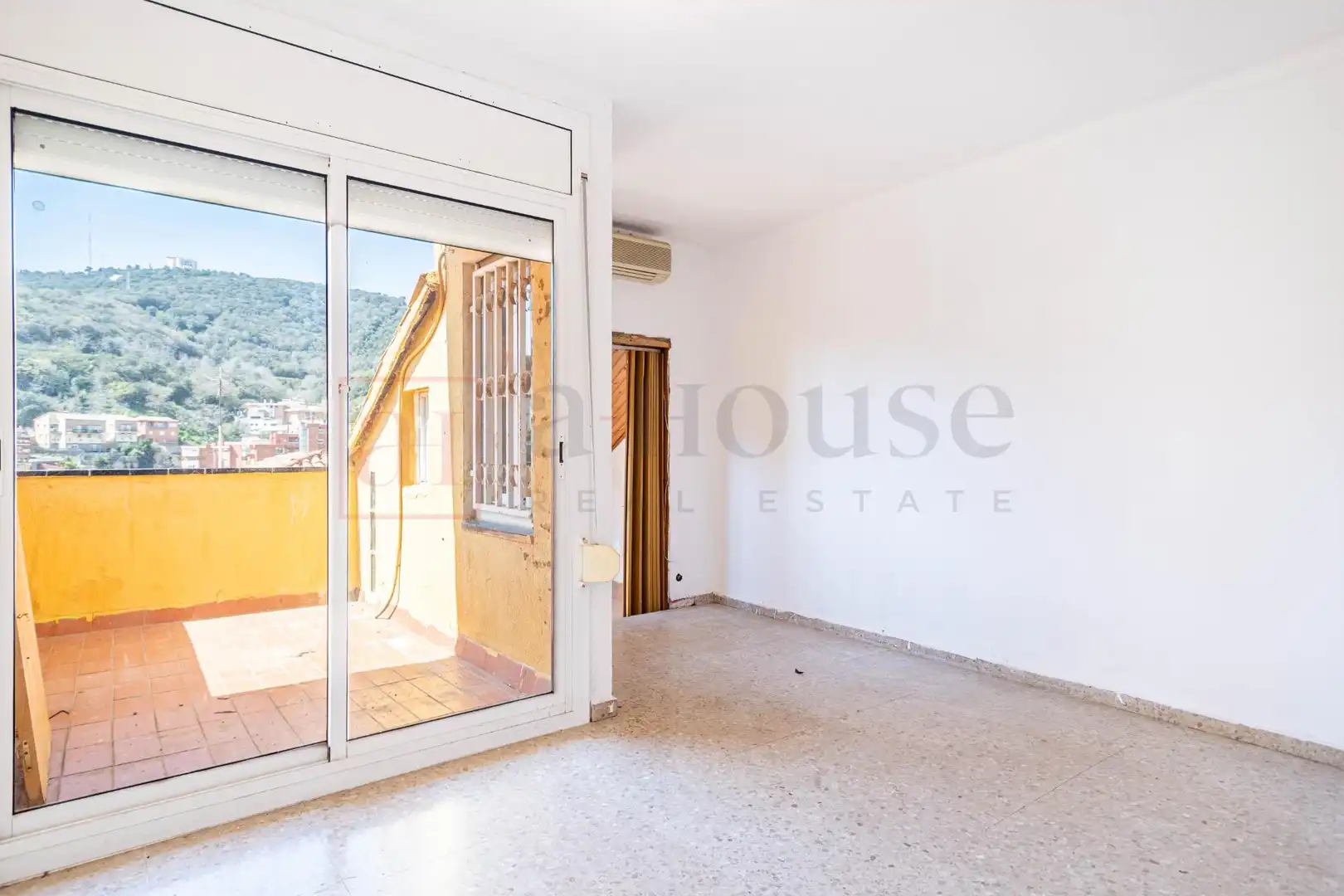 Habitación de Casa o chalet en venta en Barcelona con Aire acondicionado, Calefacción y Terraza