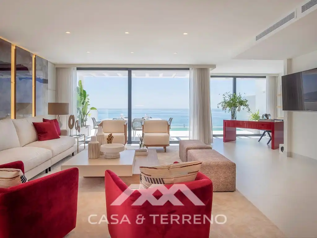 Sala de estar de Casa o chalet en venta en Almuñécar con Aire acondicionado, Calefacción y Piscina