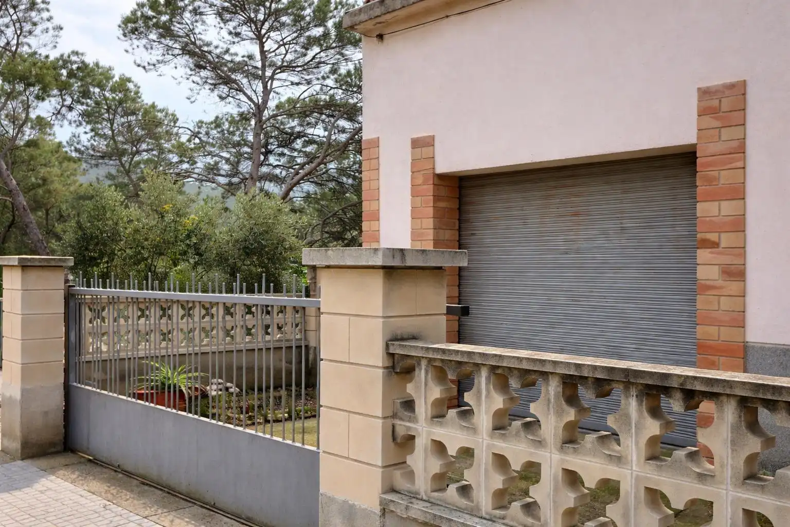 Vista exterior de Casa o chalet en venta en Monistrol de Montserrat con Aire acondicionado, Jardín privado y Terraza