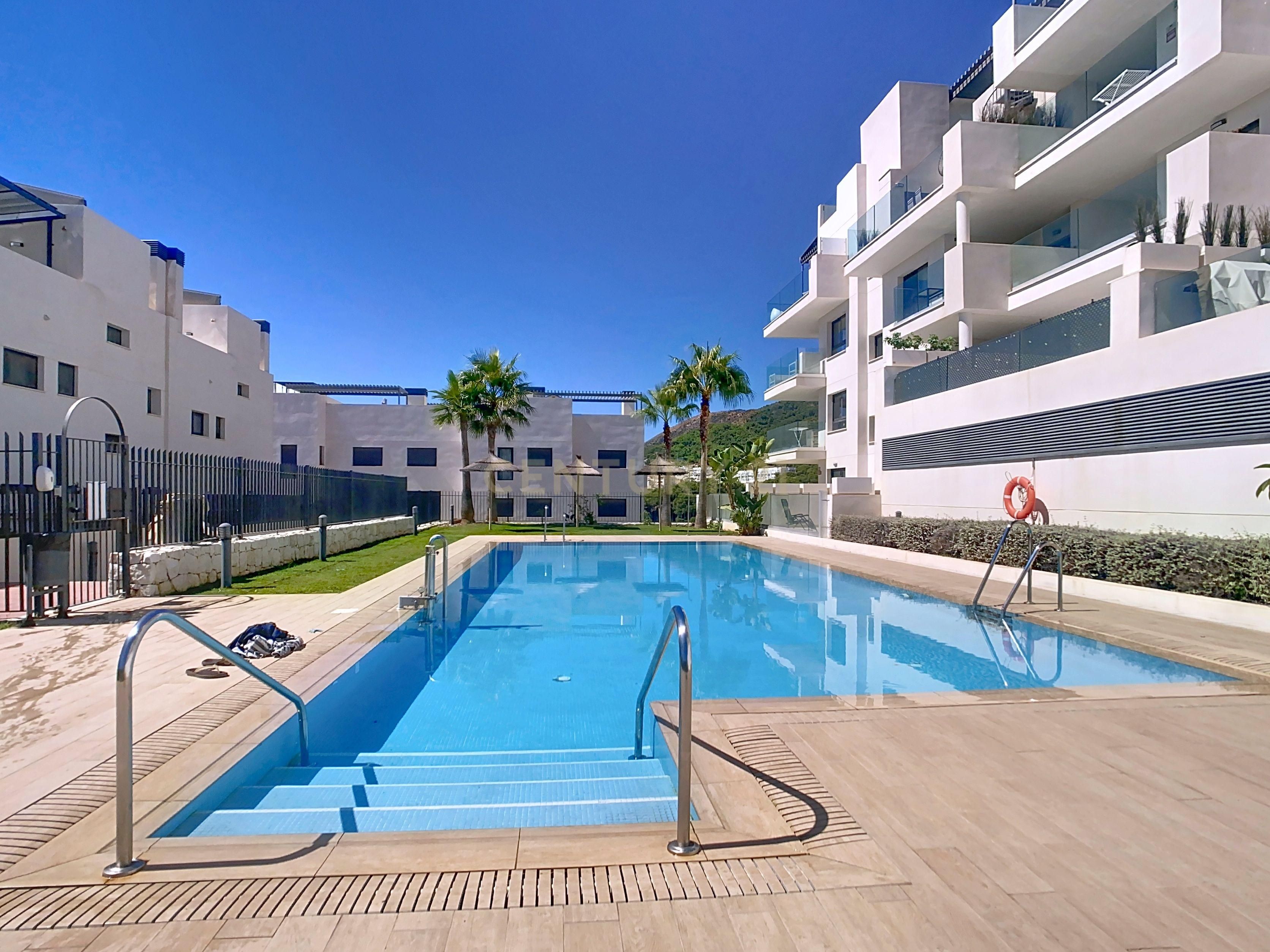 Piscina de Casa o xalet de lloguer en Benalmádena amb Jardí privat i Balcó