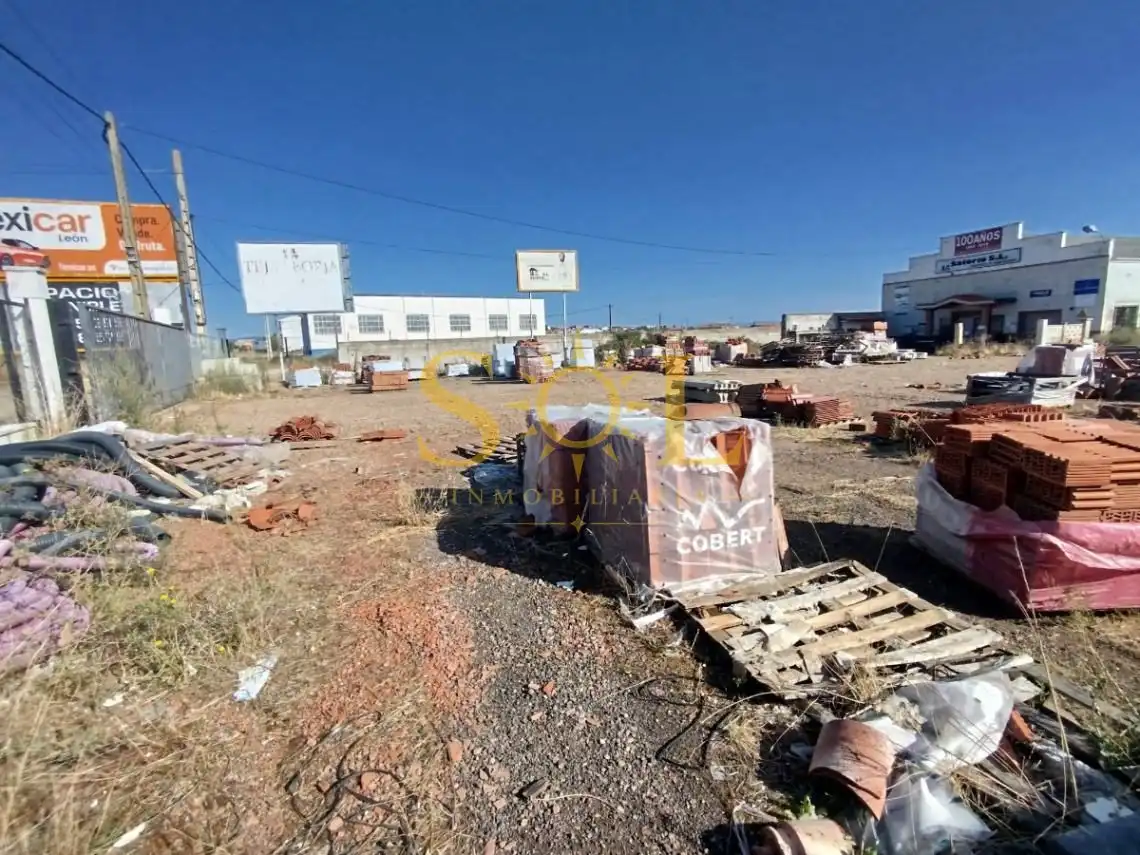 Industrial buildings for sale in Astorga