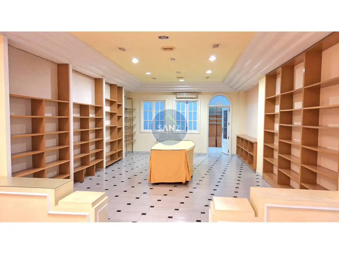 Local comercial de lloguer a Plaza Vila, imagen 8