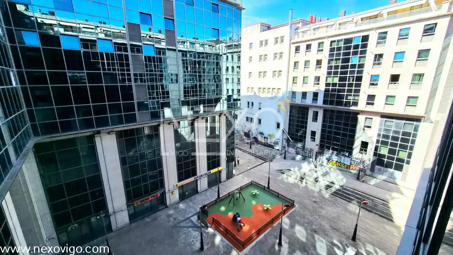 Piso con ascensor en alquiler en Rúa do Uruguai, imagen 13