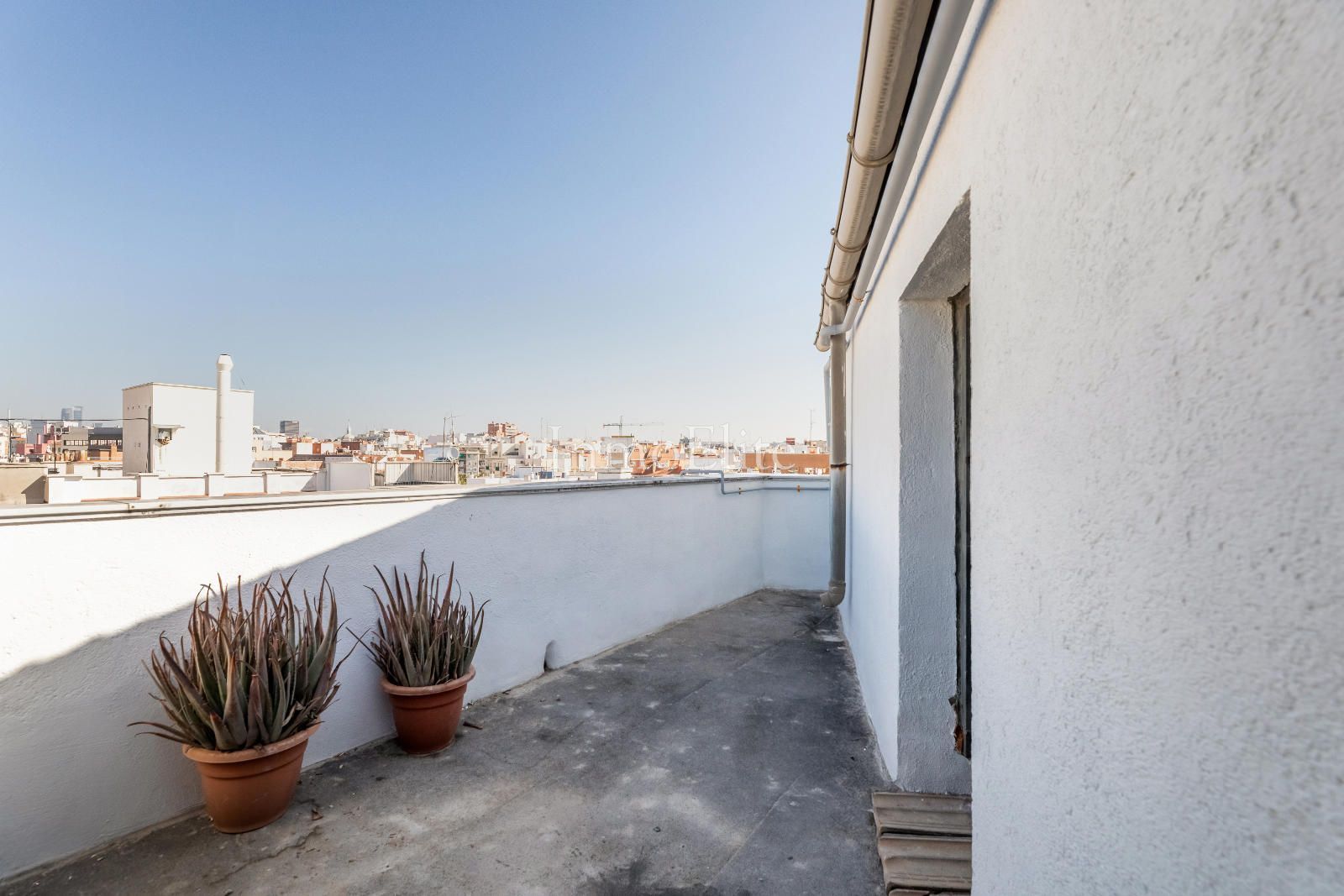 Attic for sale in Fuencarral, Trafalgar