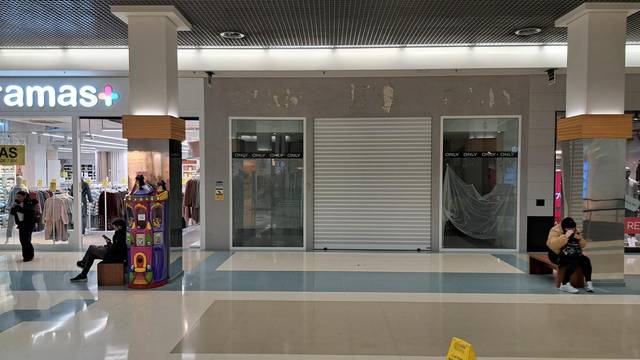 Local comercial en Alquiler en Rúa Ribeira Sacra en Centro