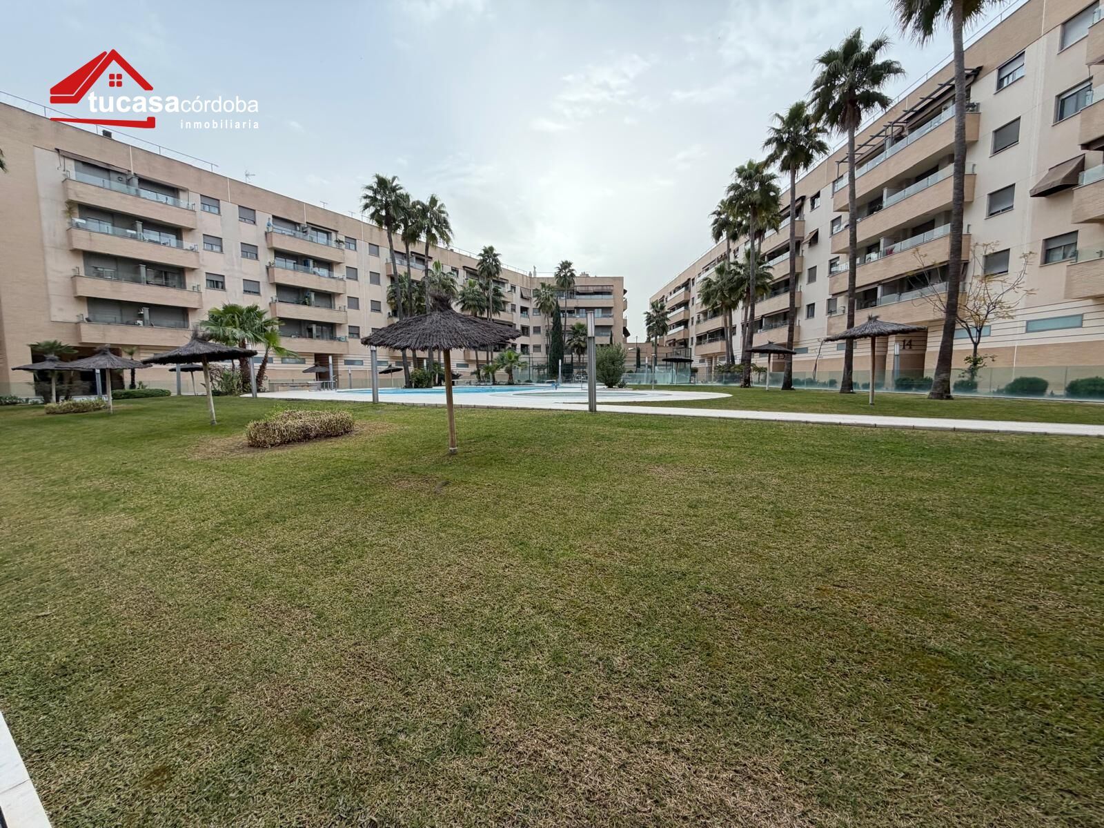 Swimming pool of Flat for sale in  Córdoba Capital  with Air Conditioner, Parquet flooring and Terrace