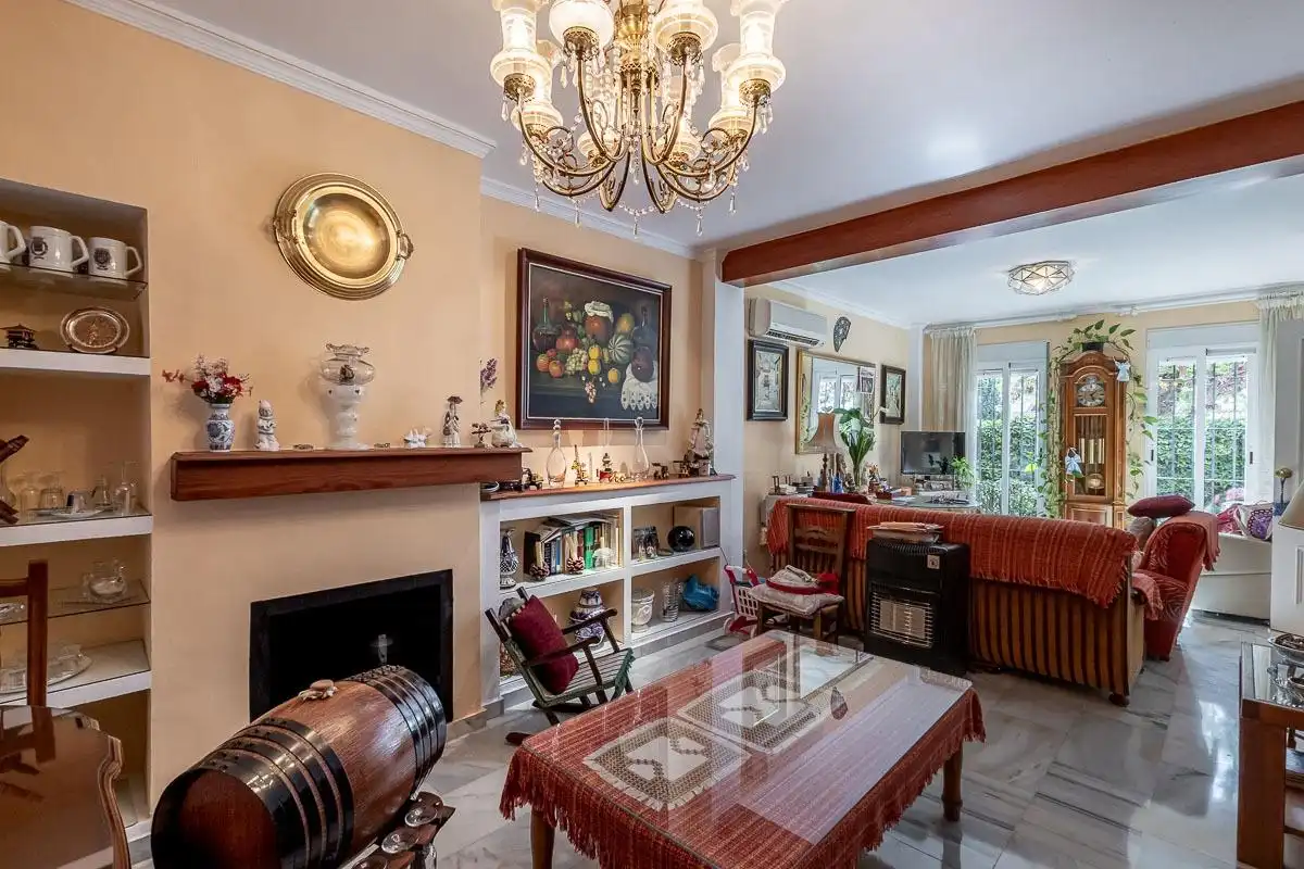 Sala de estar de Casa o chalet en venta en Santa Fe con Aire acondicionado, Calefacción y Jardín privado