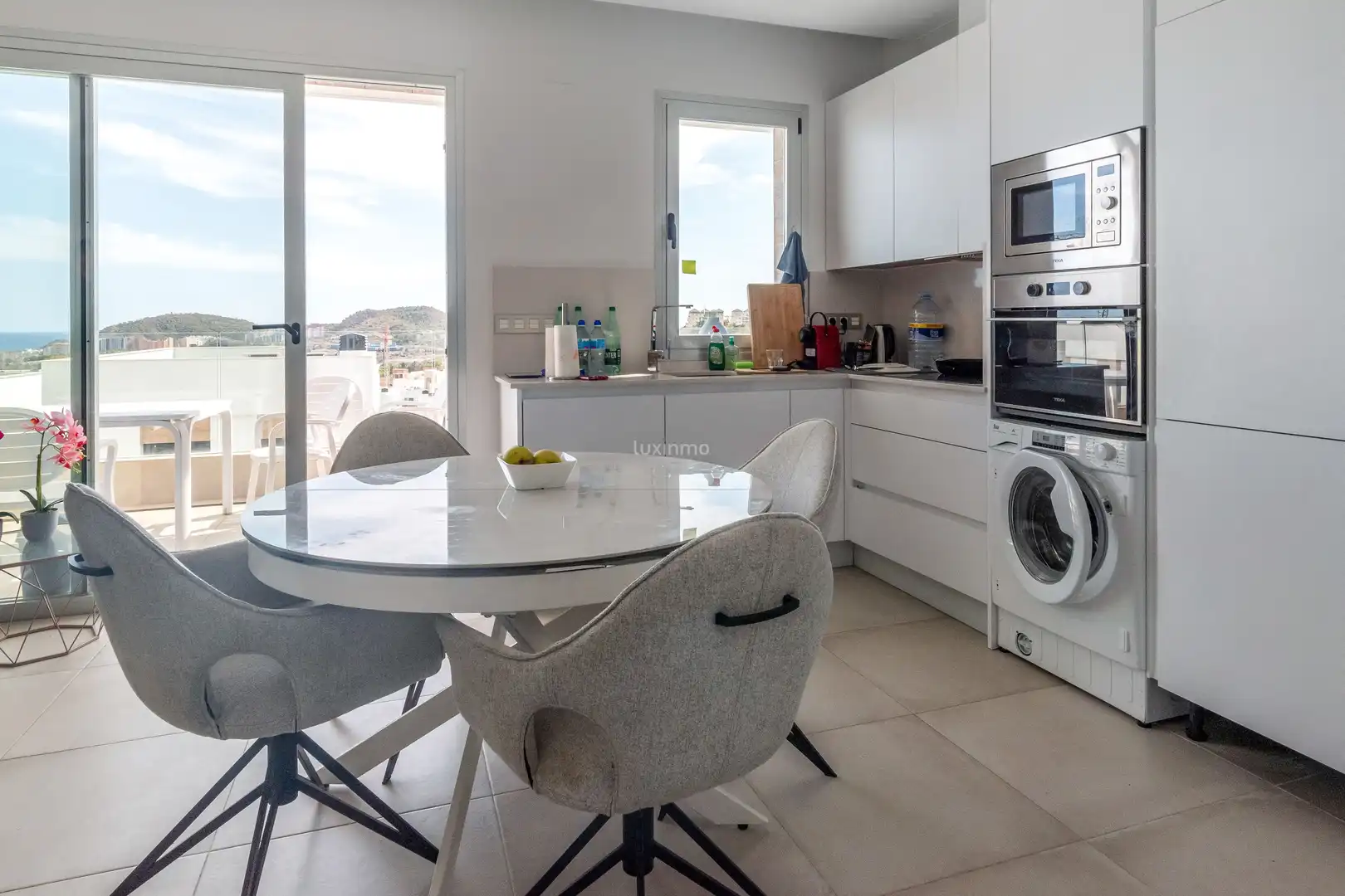 Cocina de Dúplex en venta en Finestrat con Aire acondicionado, Terraza y Trastero