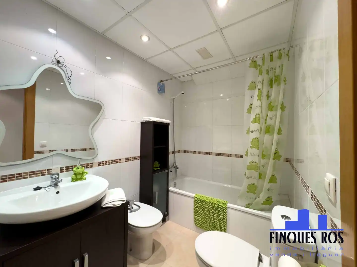 Bathroom of Attic for sale in Vinaròs  with Air Conditioner, Heating and Parquet flooring