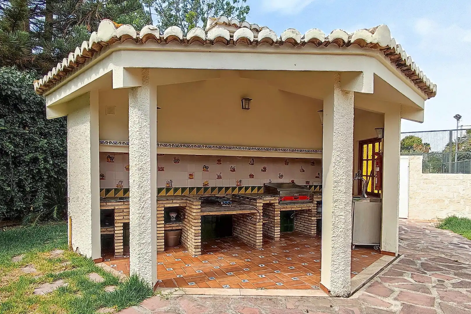 Houses for sale in L'Eliana  with Air Conditioner, Heating and Private garden