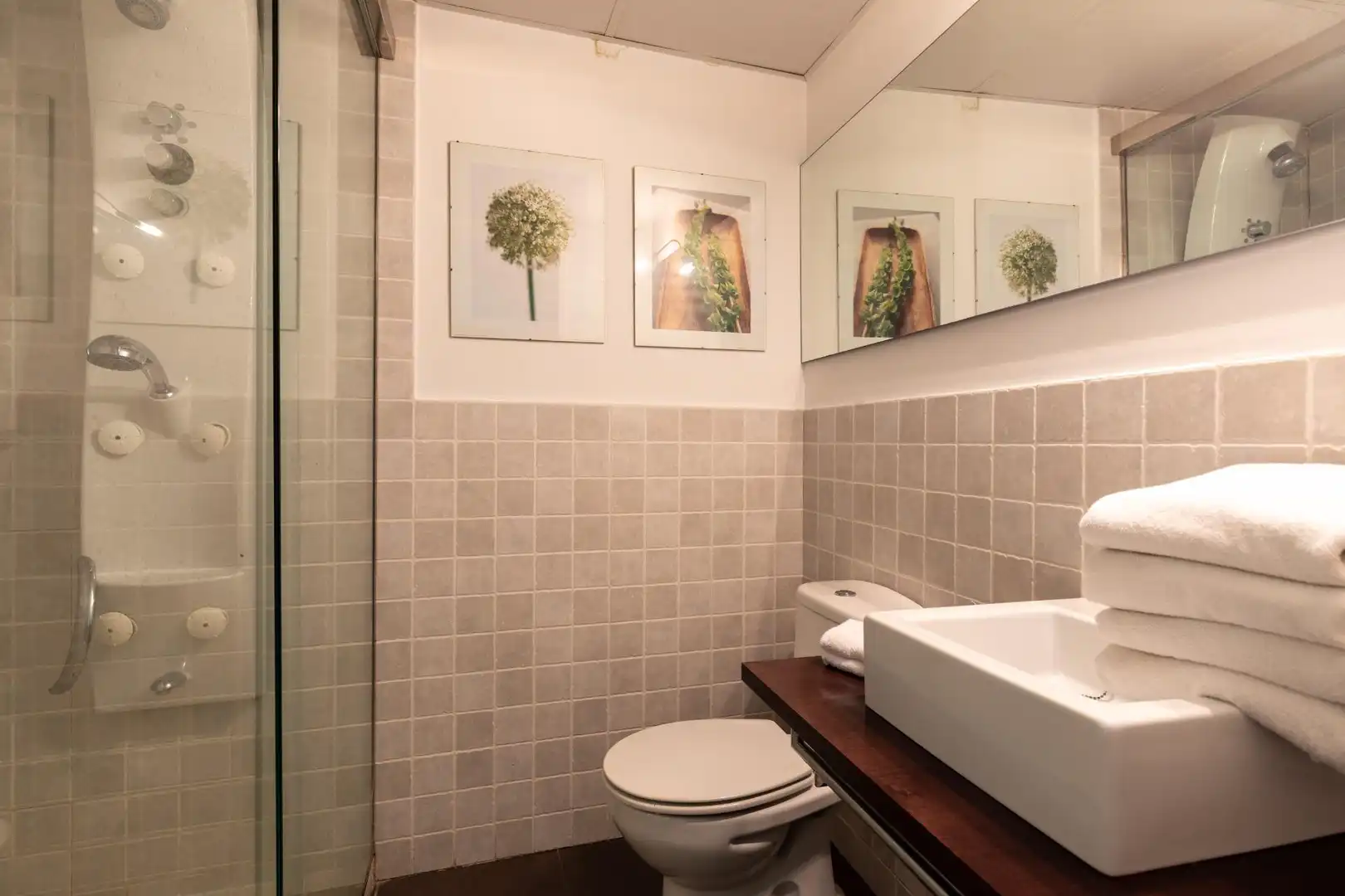 Badezimmer von Haus oder Chalet zum Verkauf in Viladecavalls mit Privatgarten, Terrasse und Abstellraum