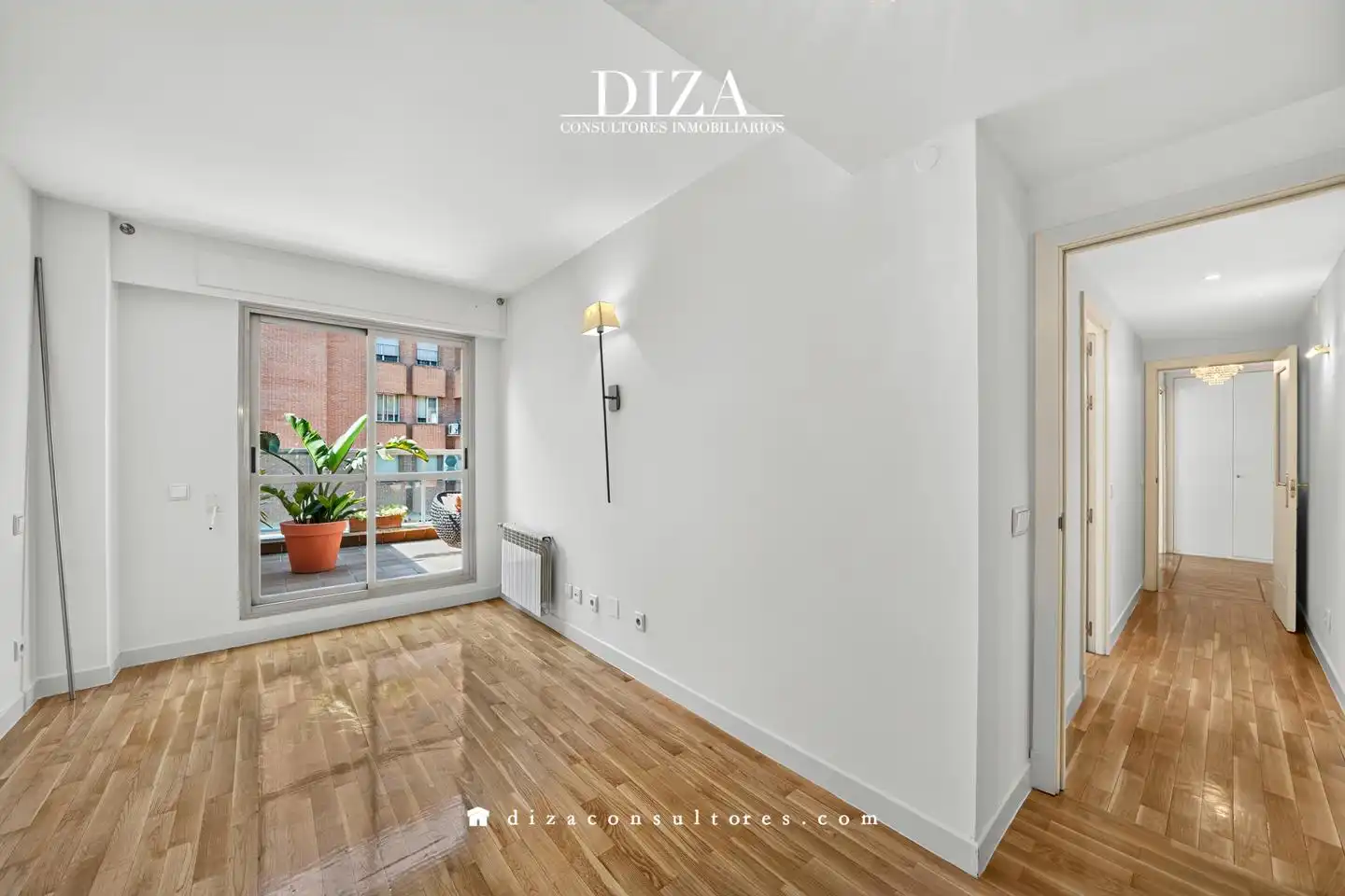 Exterior view of Flat for rent in Madrid  with Air Conditioner, Heating and Terrace