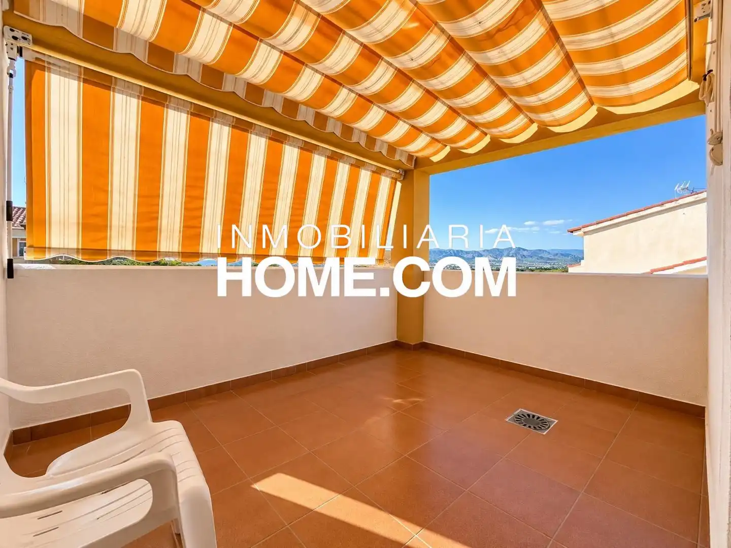 Casa aparellada amb terrassa en venda a Manantiales - Lagar - Cortijo, imagen 6