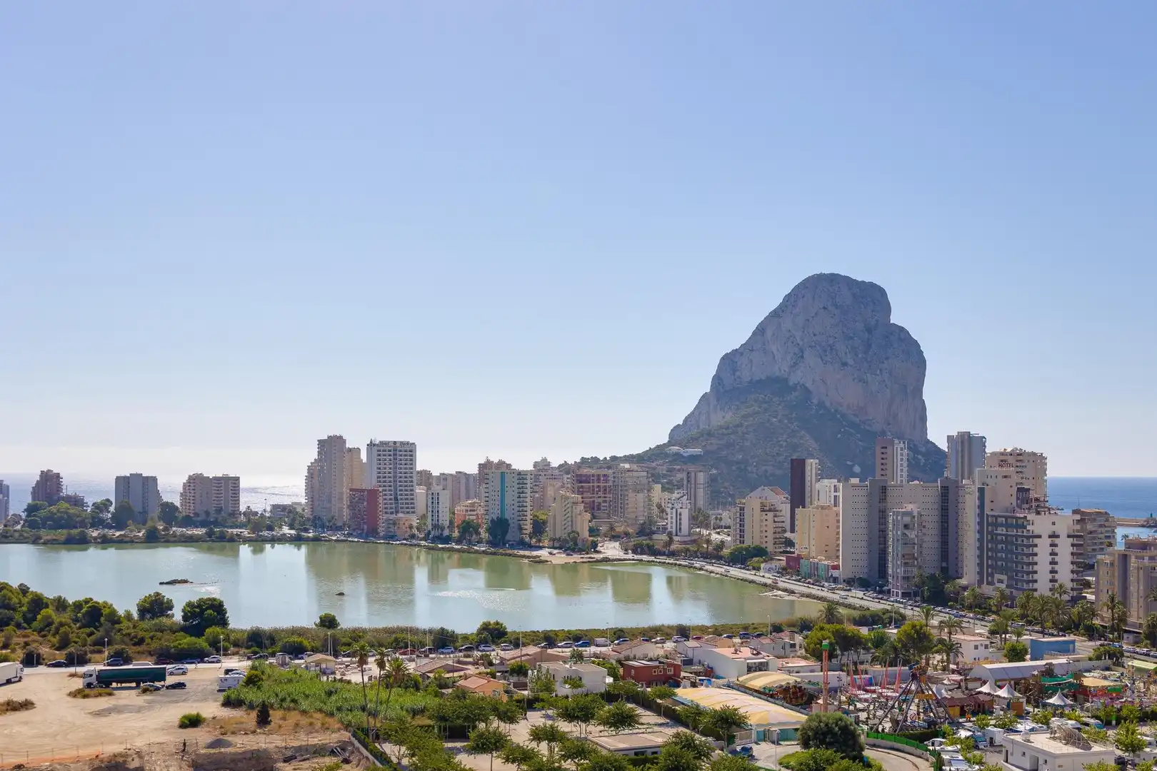 Vista exterior de Apartamento en venta en Calpe / Calp con Aire acondicionado, Calefacción y Jardín privado