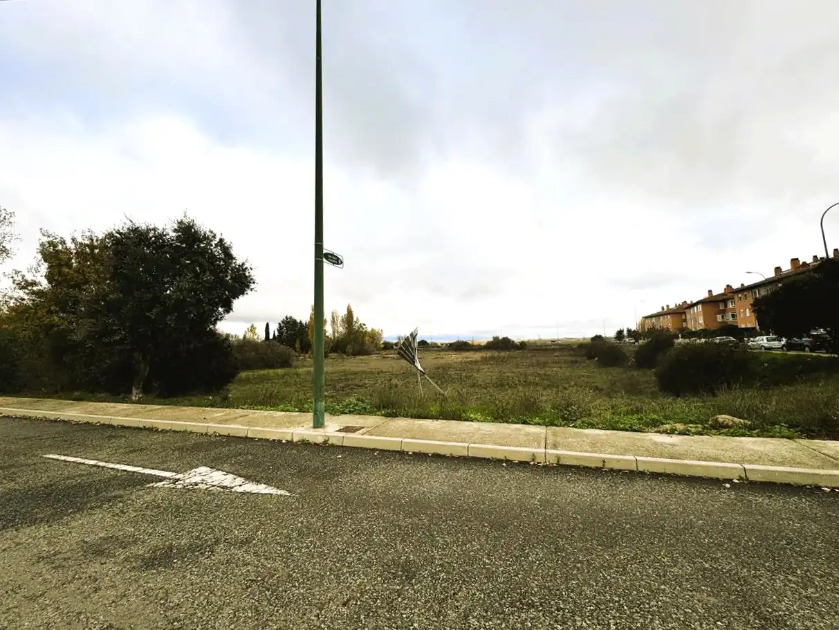 Residential land for sale in Arlazon, imagen 4